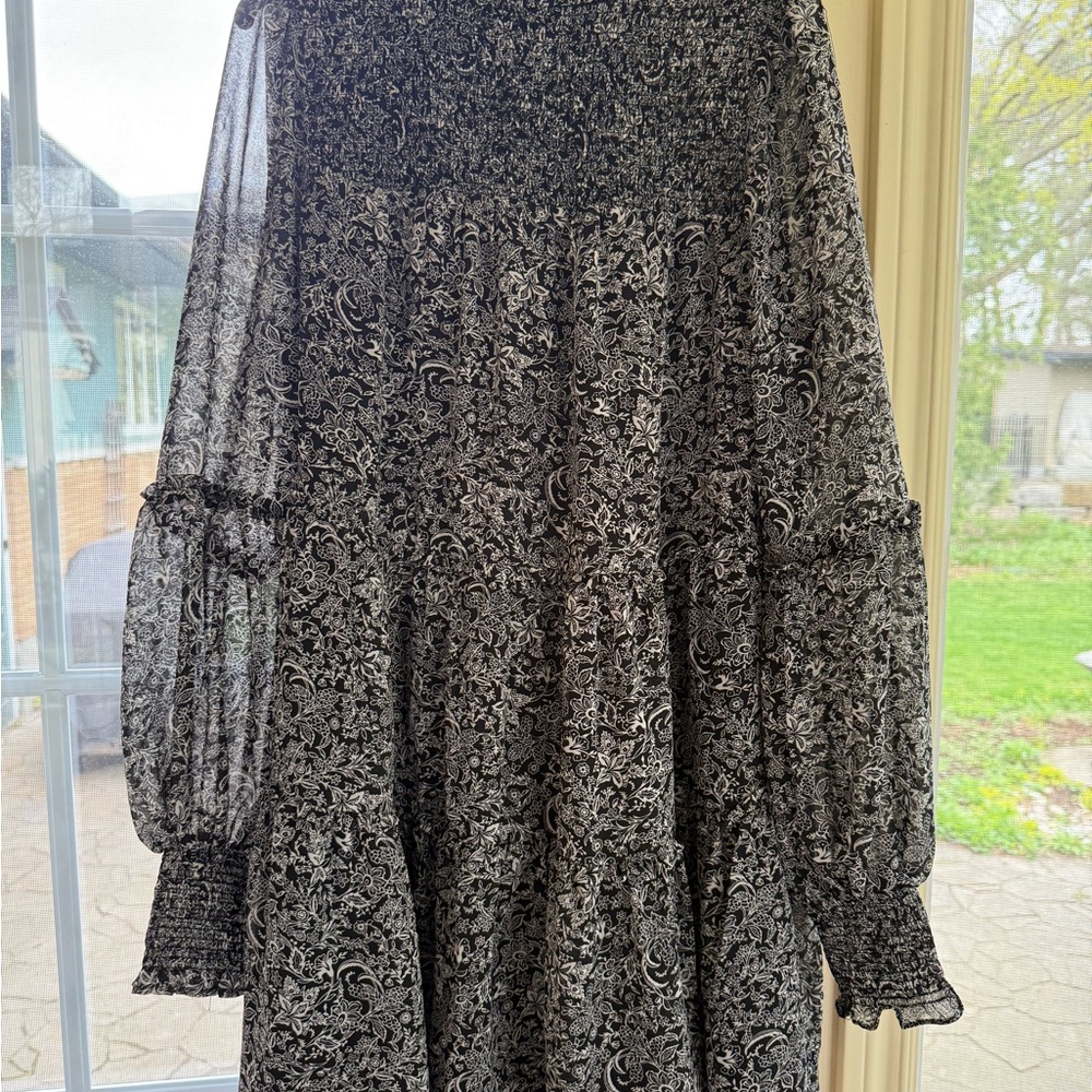 Dynamite Black and White Ruffled Tiered Sundress